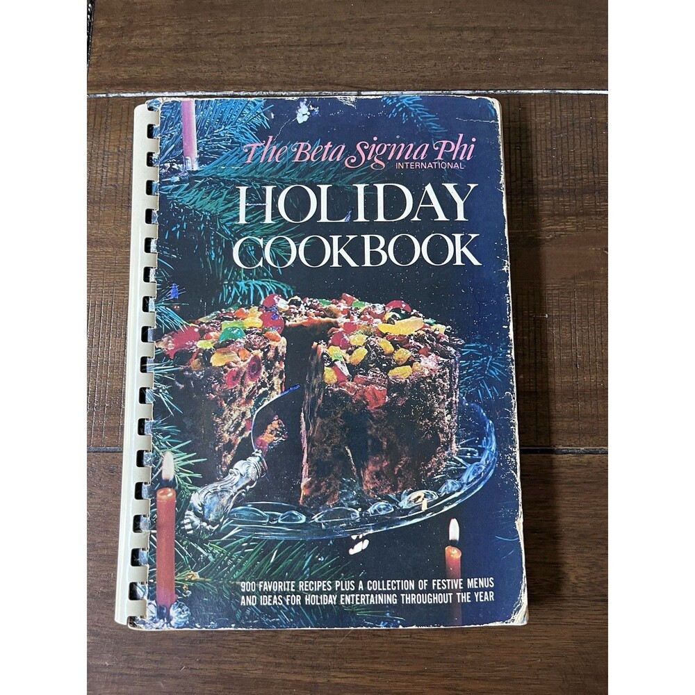 VTG 1971 Beta Sigma Phi International Holiday Cookbook 900 Recipes Spiral Comb